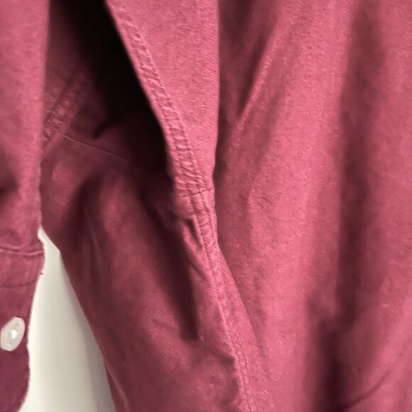 AMERICAN Eagle Burgundy Button Down Shirt - Men's Medium Heavier Weight Fabric - Picture 2 of 8